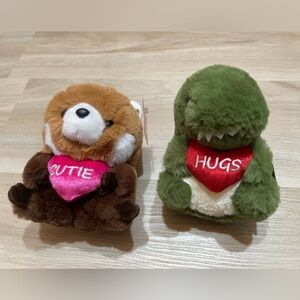 NWT- Set of 2 Cute Valentines Stuffed Raccoon & Alligator with Hearts.